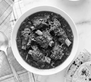 Mutton curry + 1 Plain Roti (2 pieces)