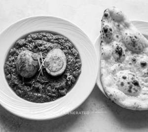 Egg Masala [2 Eggs] + Plain Naan (1 piece)