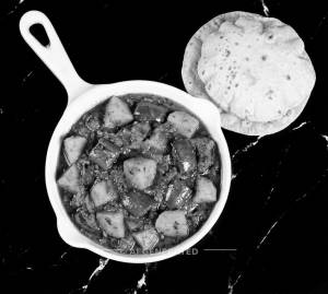 Aalu Vankaya Curry + Phulka (2 Pieces)