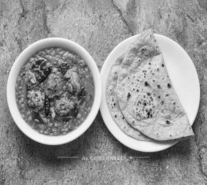 Chicken Tadka + Plain Roti (1 Piece)
