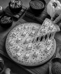 Onion Paneer Fusion Pizza