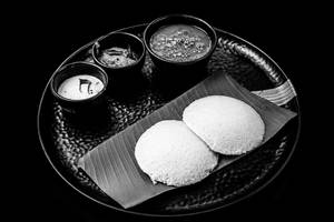 Plain Idli