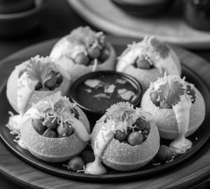 Sooji Golgappe 6Pc