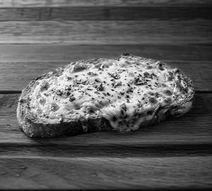 Cheese garlic bread