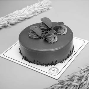 Nutty Choco Delight Cake - 500 G