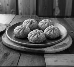 Veg fried momos [5 pieces]