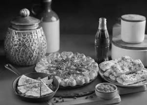 Lover Bite Pizza Quesdillas Garlic Bread Sticks Cold Drink