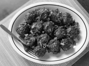 Half cutting dry manchurian