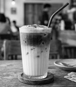 Iced Latte