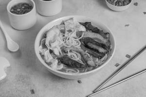 Pork Egg Thukpa 