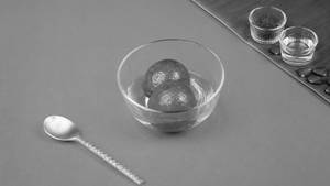 Gulab Jamun (2piece)