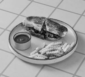 Hot Halloumi Sandwich