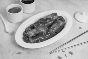 Pork Belly With Soya Sauce (10Pcs)