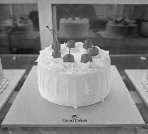White forest cake eggless [1 pound]