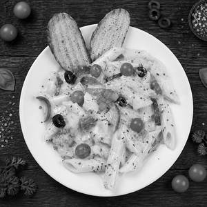 Veg Alfredo Pasta