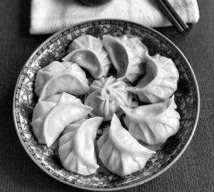Veg momo [12 pieces]