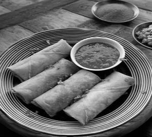 Veg Spring Rolls [5 Pieces]