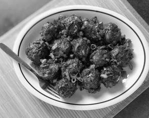 Veg Manchurian [8 Pieces]