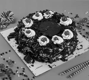 Black Forest Cake [1 Kg]