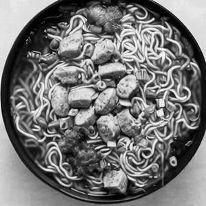 Chicken sausage ramen