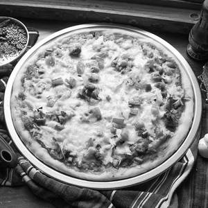 Paneer Tikka Pizza