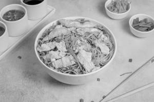 Egg Hakka Noodles 