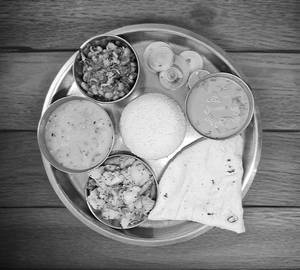 Veg Thali