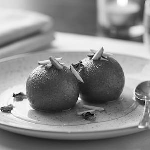 Gulab Jamun (2 Pc)