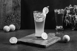 Mint lime mojito