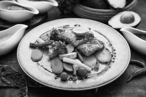 Grilled Fish With Lemon Caper Butter Sauce