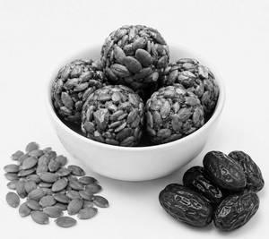 Pumpkin Seeds Dates Laddu (5 Pcs)