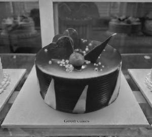 Chocolate cold glaze cake eggless [1 pound]