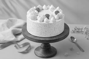 Strawberry Vanilla Cake( 500 Gm)