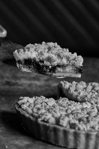 Warm Almond & Blueberry Crumble Pie (1 Slice)