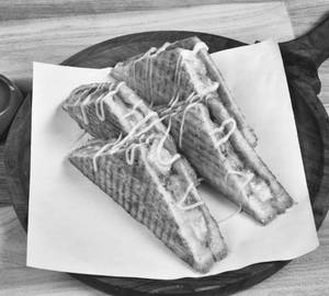 Peri peri paneer sandwich club