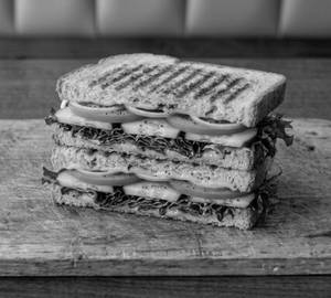 Veg grilled sandwich