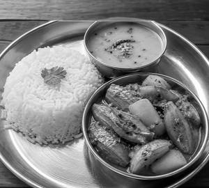 Rice & Dal + Potolo Aloo Masala