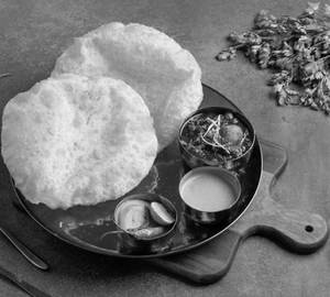 Paneer Stuffed Chole Bhature ( 2 Pcs )