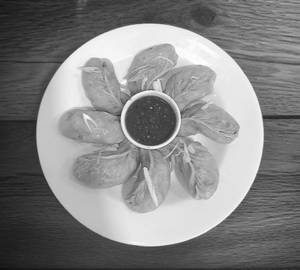 Pork Momo (6 Pieces)