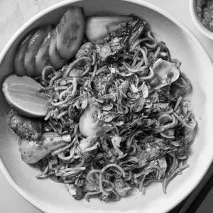Chicken Mie Goreng (noodles)