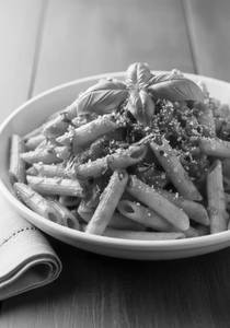 Arrabiata Non Veg Pasta [Serves 2]