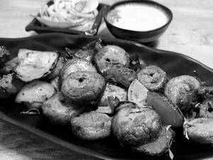 Achari Mushroom Tikka