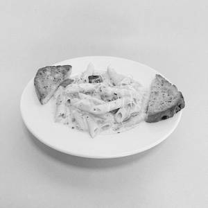 Cheese Garlic Bread + White Sauce Pasta