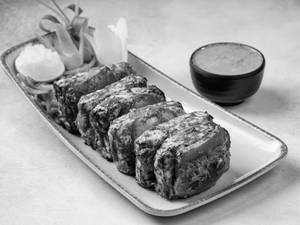 Panner Harabara(Panner Soaked In Mint Coriander Chutney)