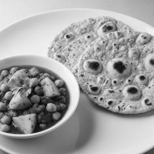 Half Chana Masala & 2 Butter Roti