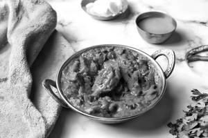 Soya Chap Masala Gravy