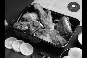 Old Delhi Fried Chicken With 2 Rumali Roti