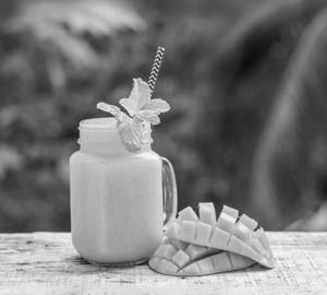 Mango thick shake
