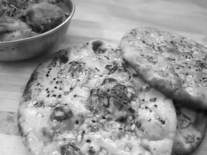 Tandoori Garlic Paratha