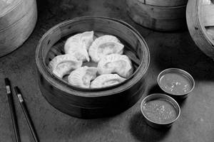 Momos